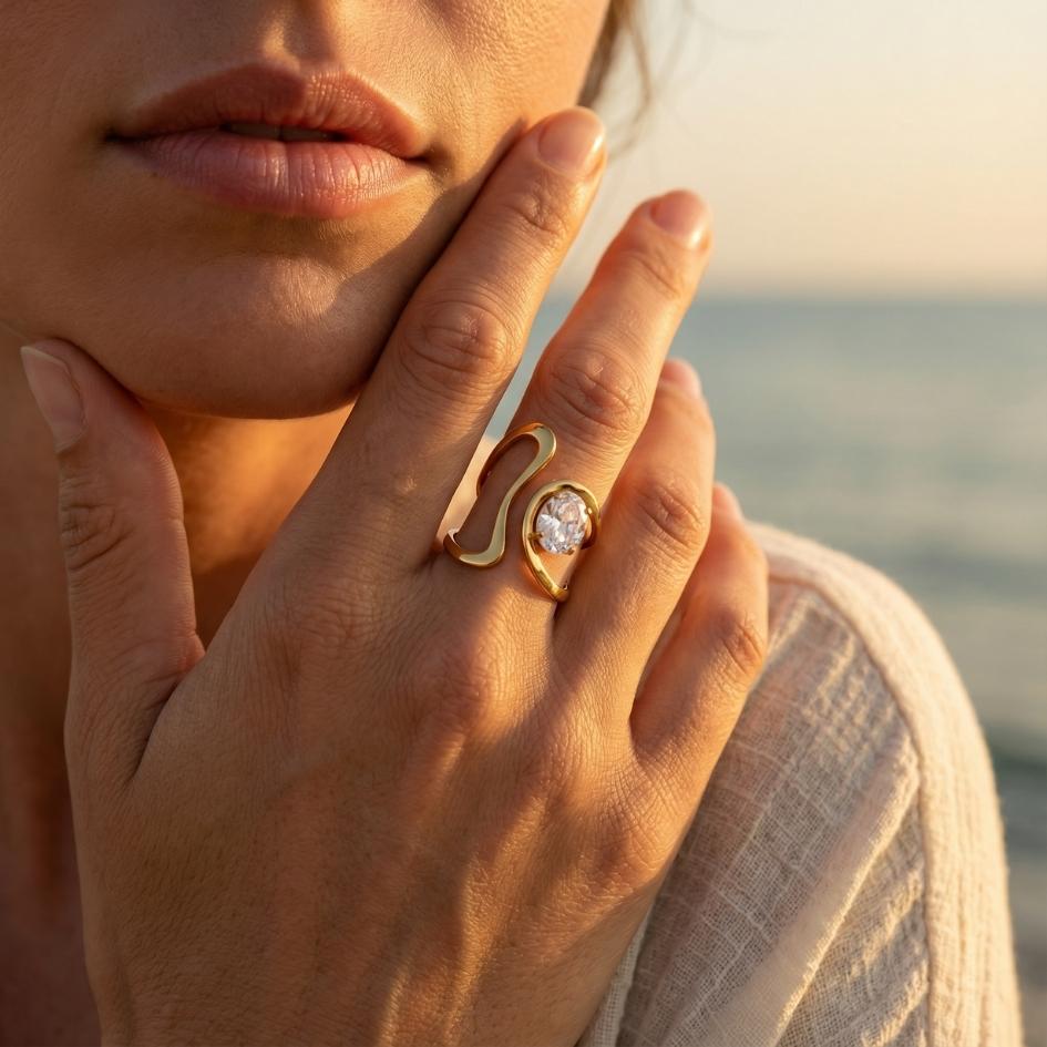 Gold Wave Knot Ring