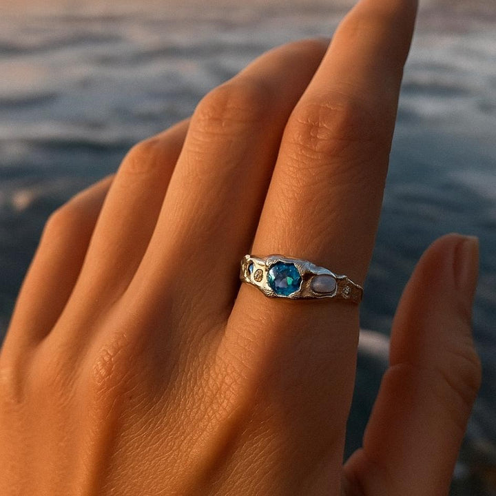 Silver Tide Sparkle Ring