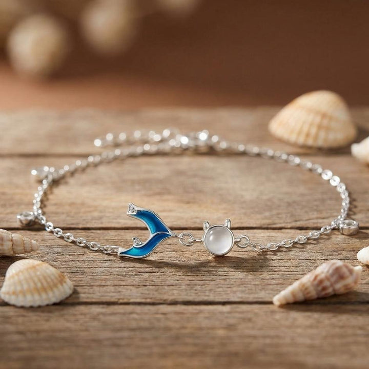 Silver Mermaid Tail Moonstone Necklace