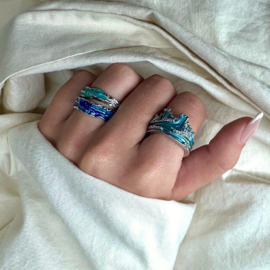 Winter Tide Wave Ring