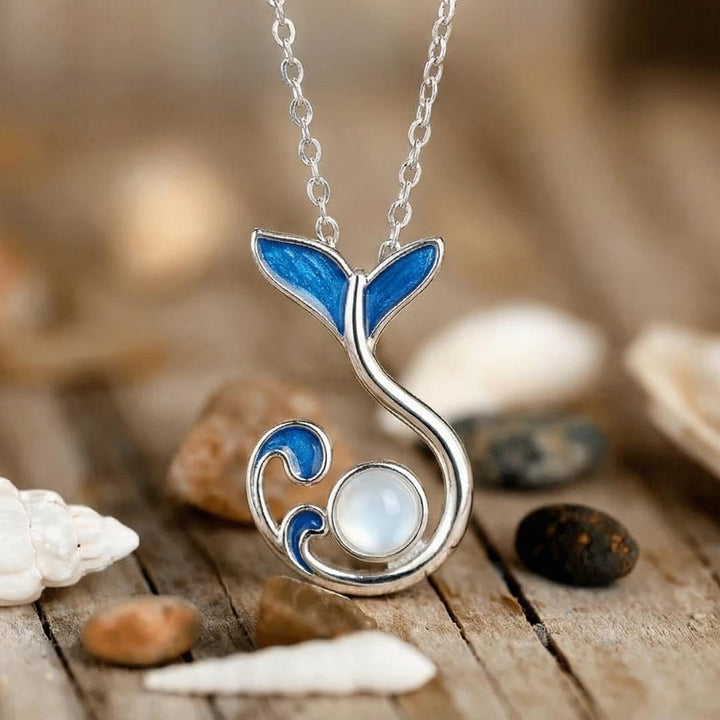 Silver Dancing Tides Pearl Necklace