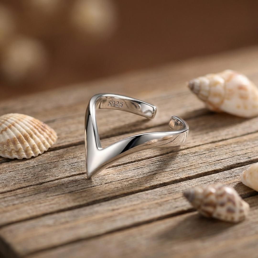 Sculptural Wave Crest Ring