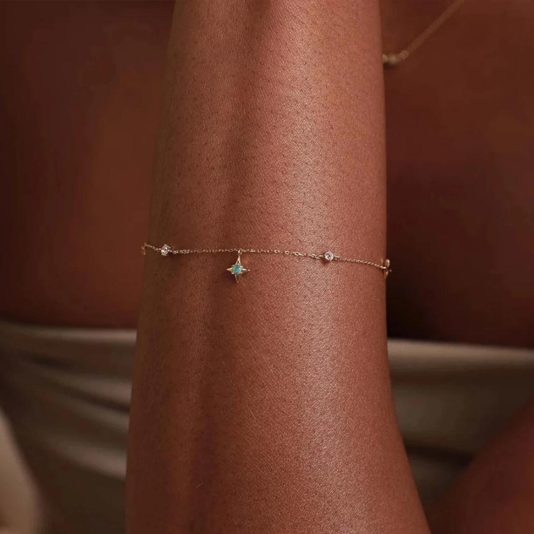 Delicate Zircon Bracelet