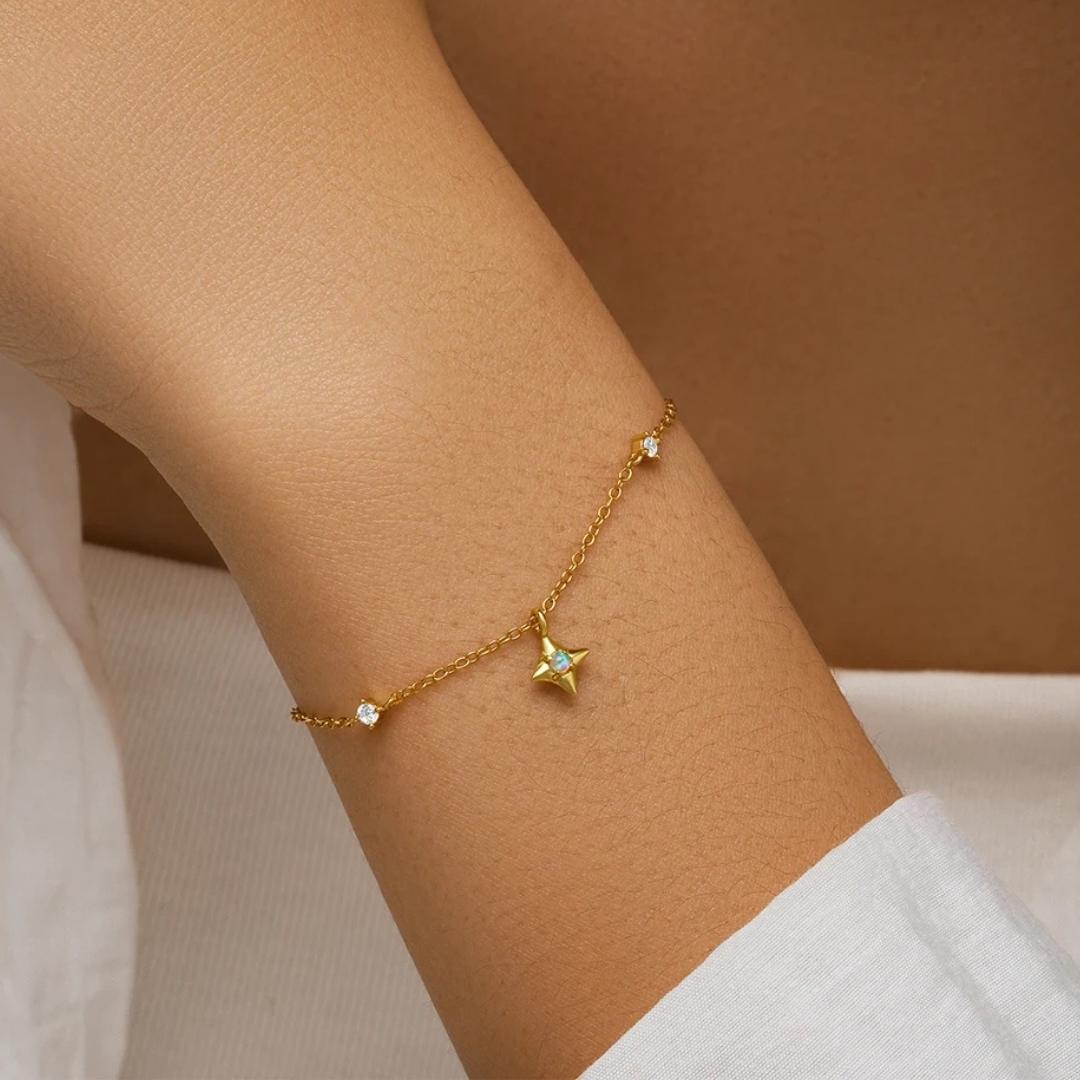 Delicate Zircon Bracelet