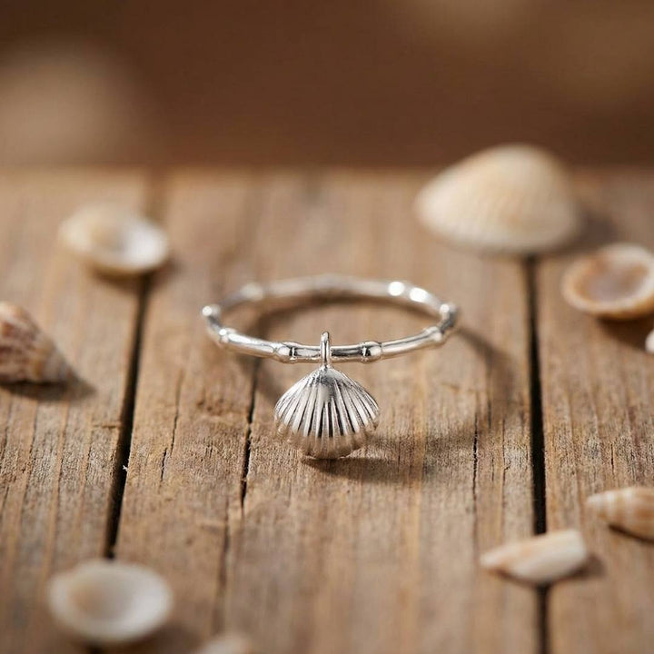 Dangling Shell Ring