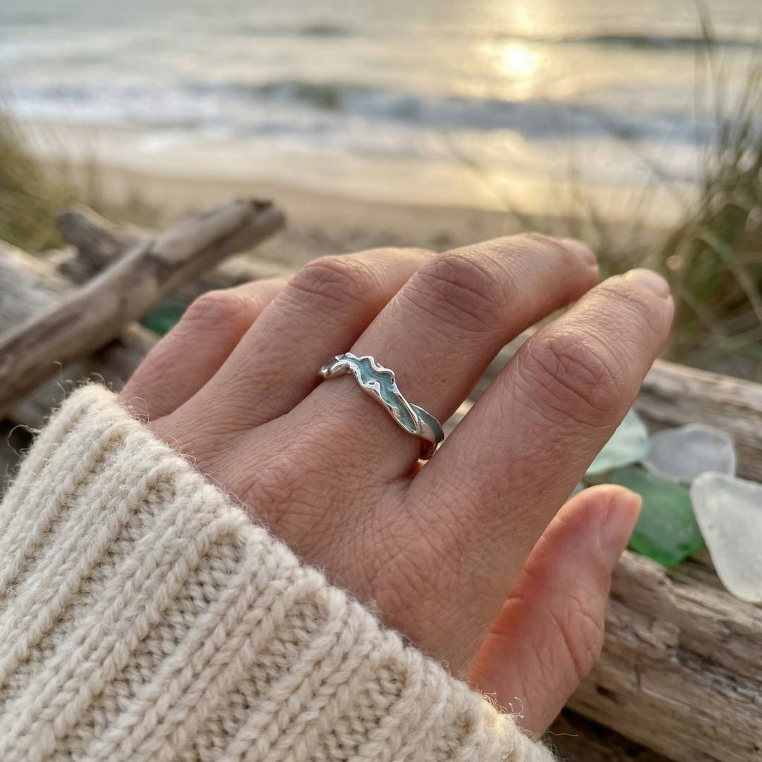 Sterling Silver Aqua Wave Ring