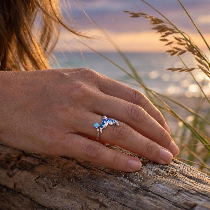 Shimmering Wave Ring