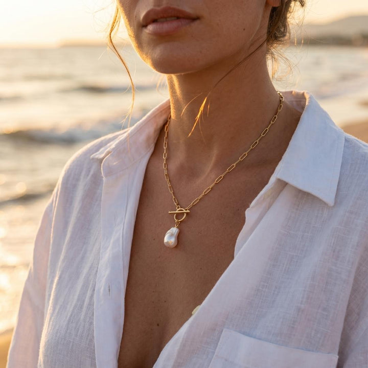 Ocean-Sculpted Pearl Pendant Necklace