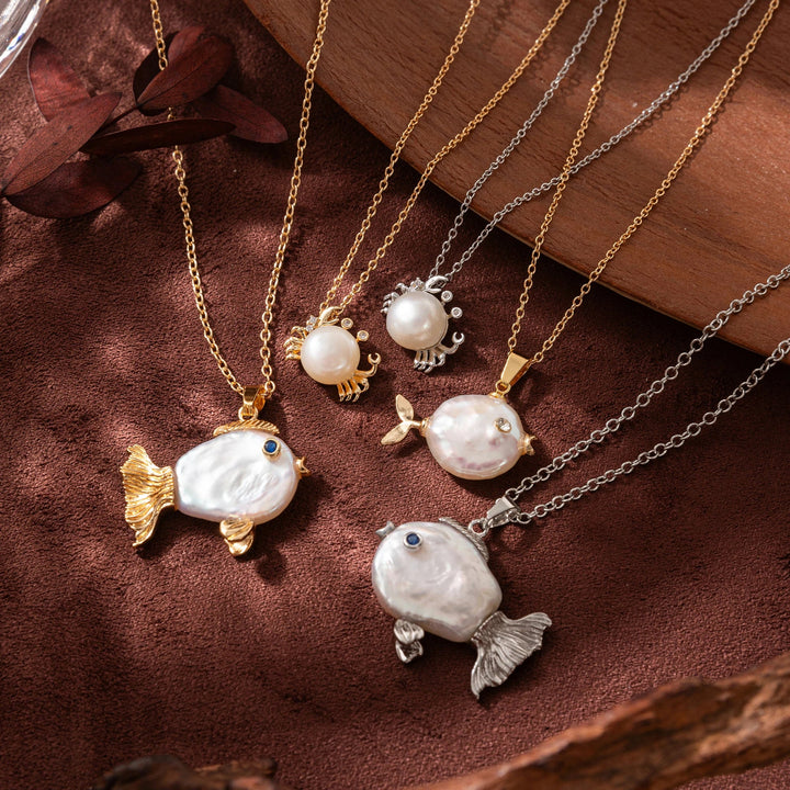 Golden Kissing Clownfish Pearl Necklace