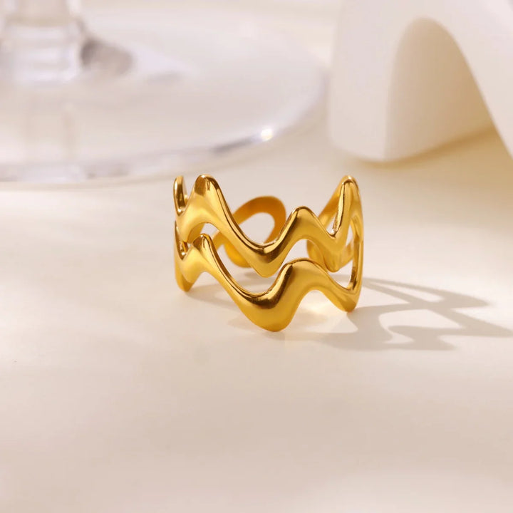 Gold Starfish & Shell Open Ring
