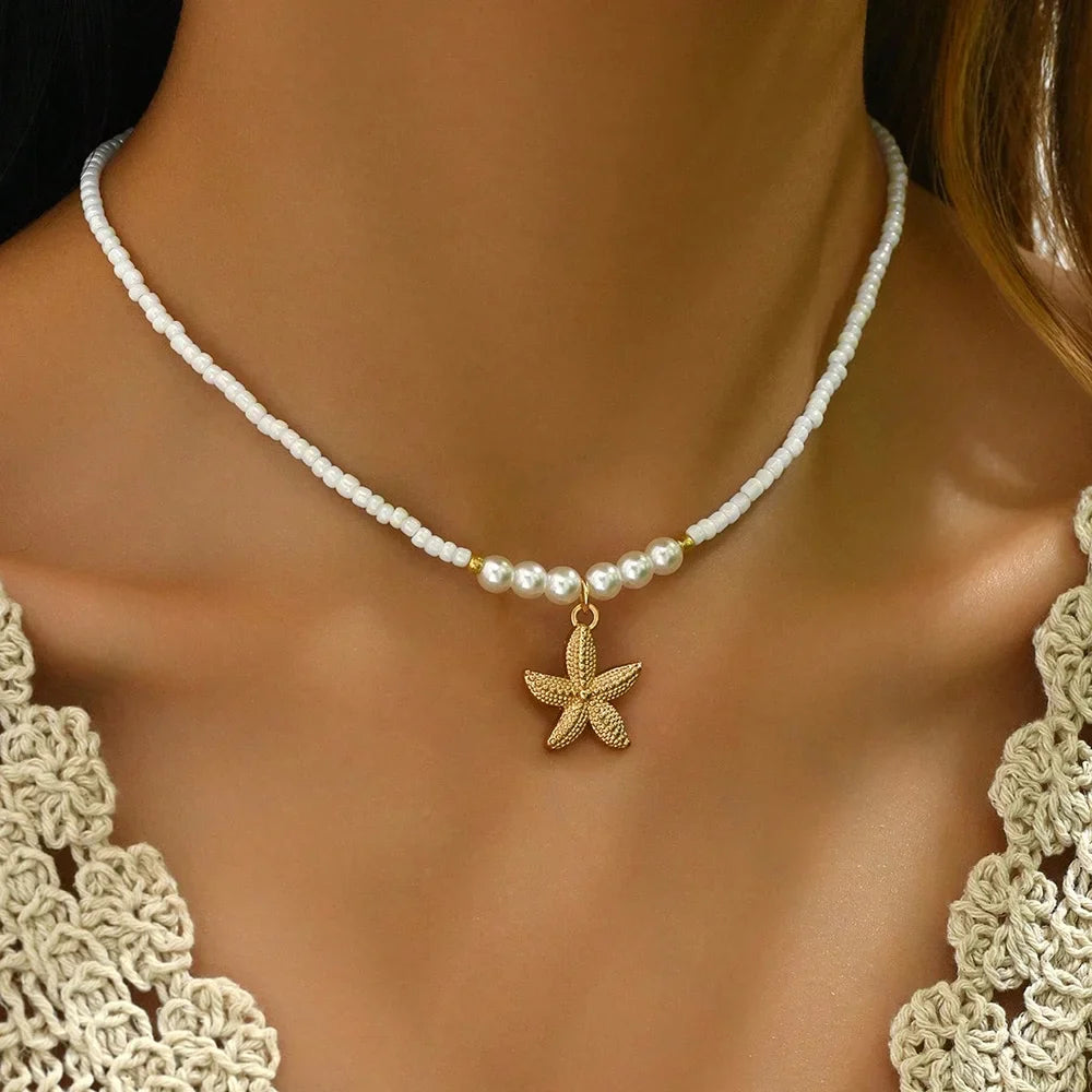 Natural Seashell Bead & Pendant Necklace