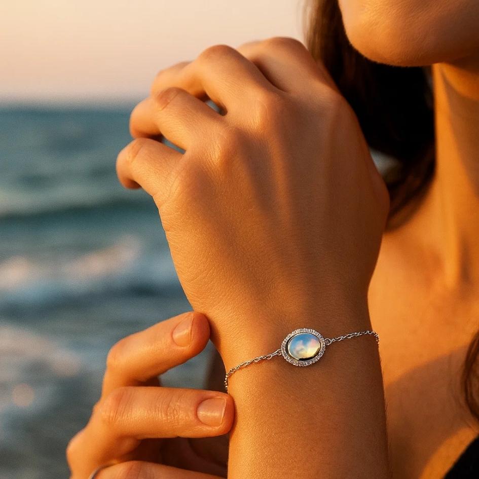Silver Iridescent Moonstone Bracelet